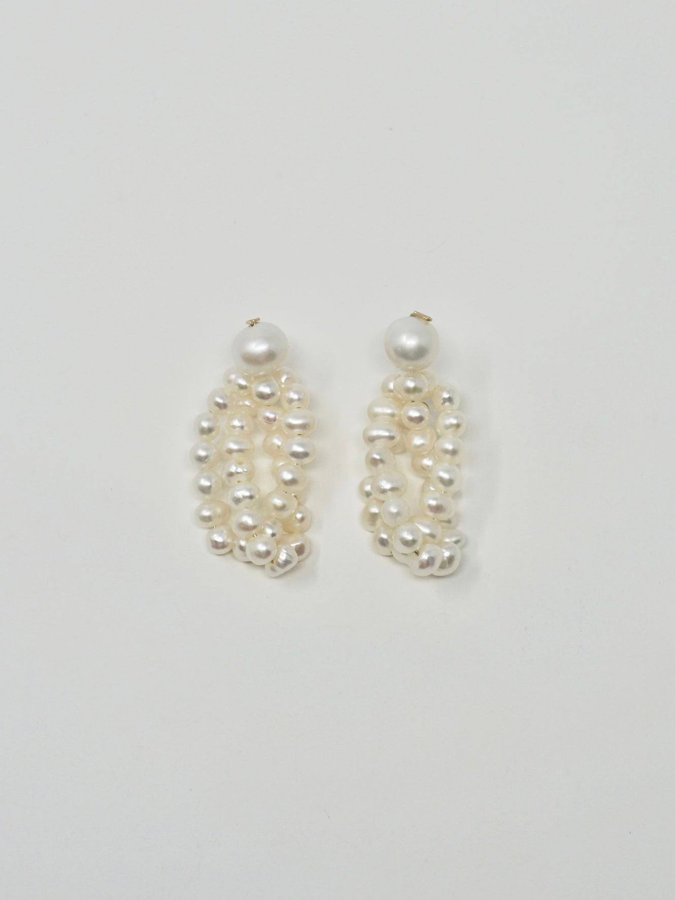 Knot Pearl Earrings NST Studio