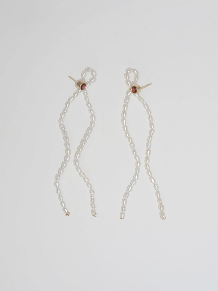 Crystal & Pearl Ribbon Earrings – NST Studio